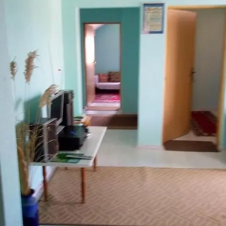 Apartment 3 Bedrooms Appartement With Enclosed Garden At Bihac *
